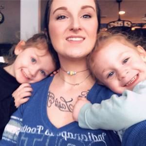 Meet your Posher, Mckayla